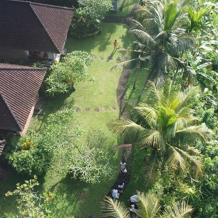 Geriasemalung Hotel Karangasem Buitenkant foto