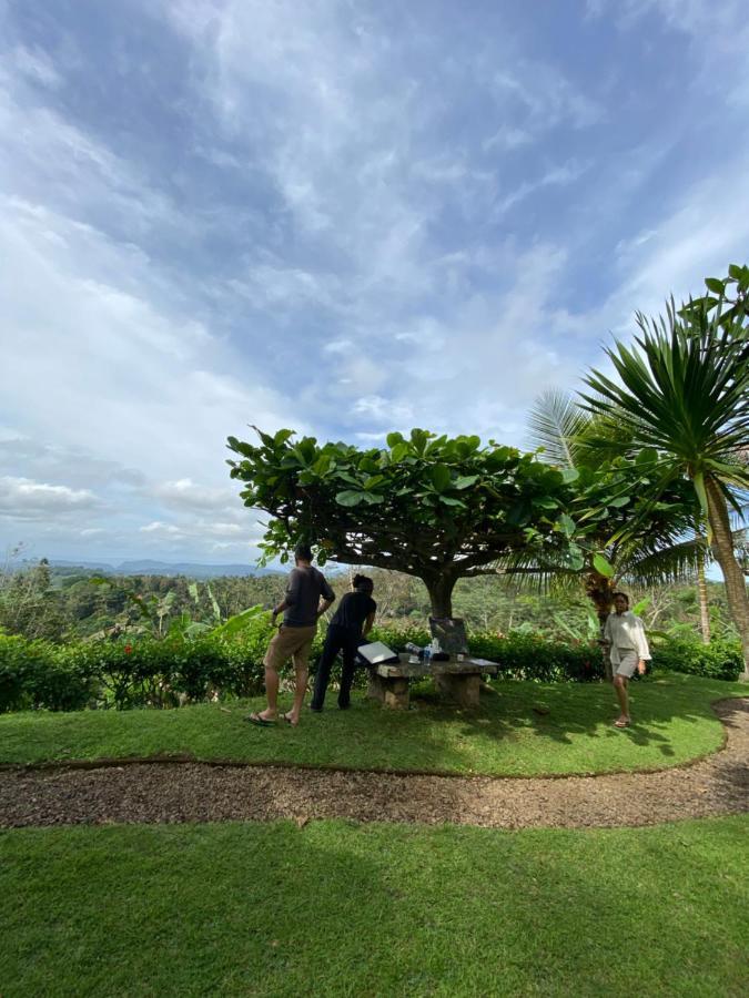 Geriasemalung Hotel Karangasem Buitenkant foto
