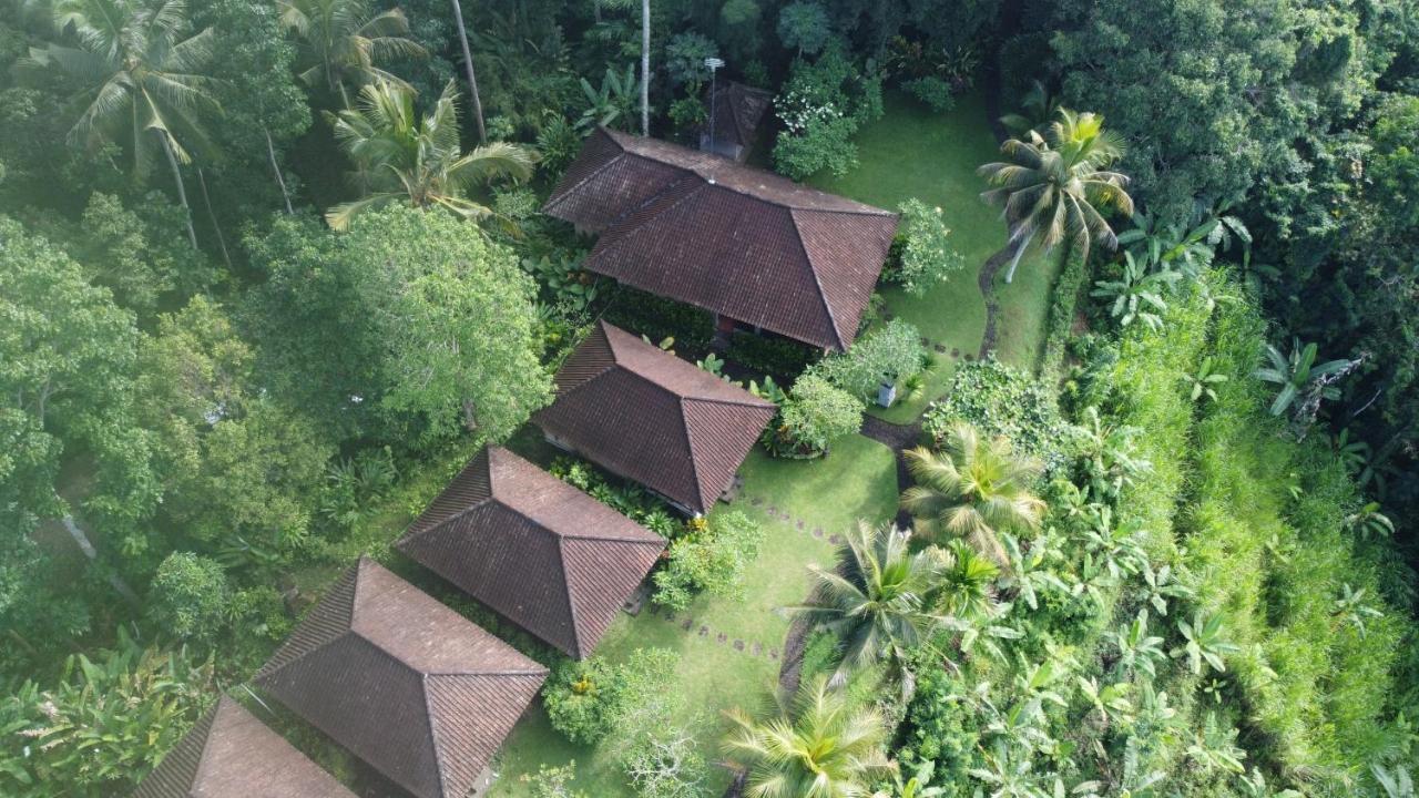 Geriasemalung Hotel Karangasem Buitenkant foto