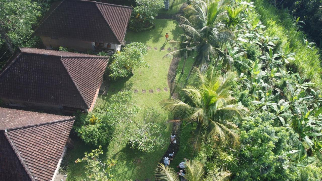 Geriasemalung Hotel Karangasem Buitenkant foto
